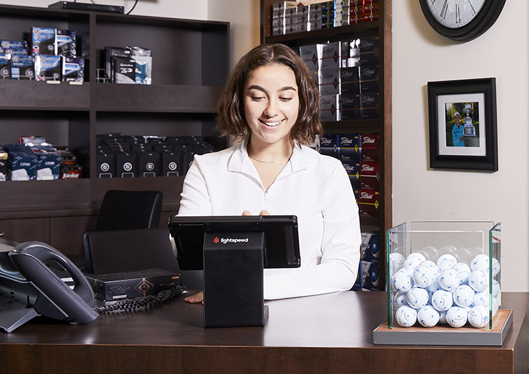 Votre solution de gestion de terrain de golf tout-en-un